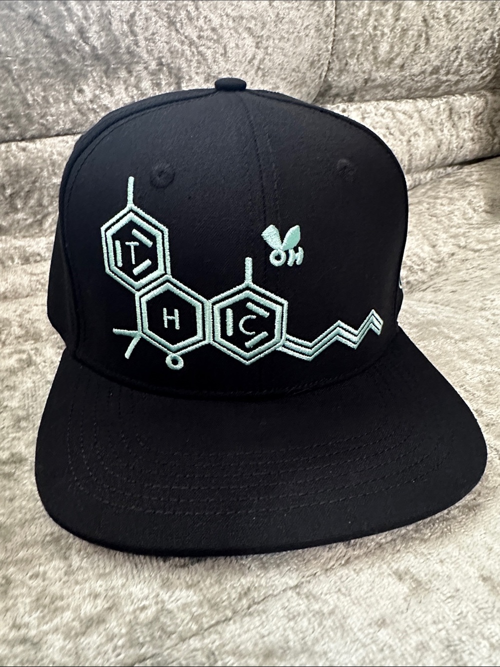 Grassroots Black and Aqua THC Bee Hat Size S/M (NWOTs)